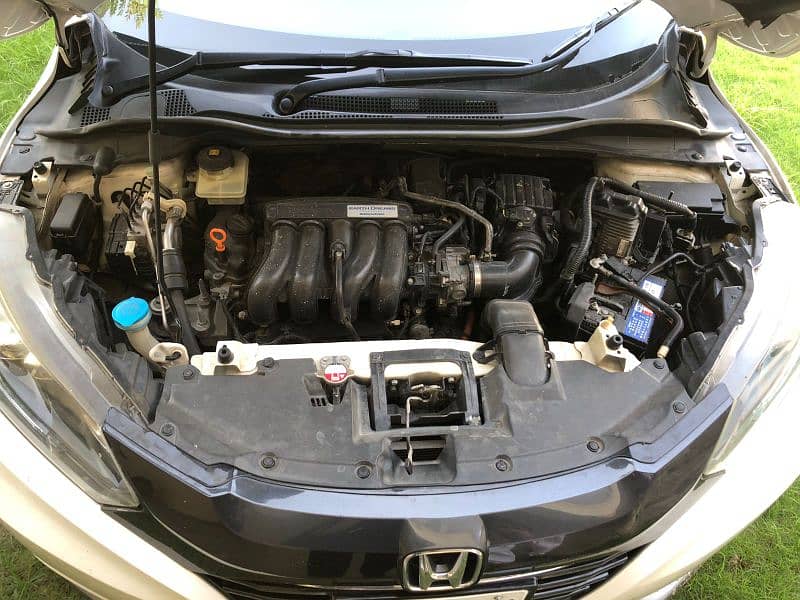 Honda Vezel Z 2014-2016 13