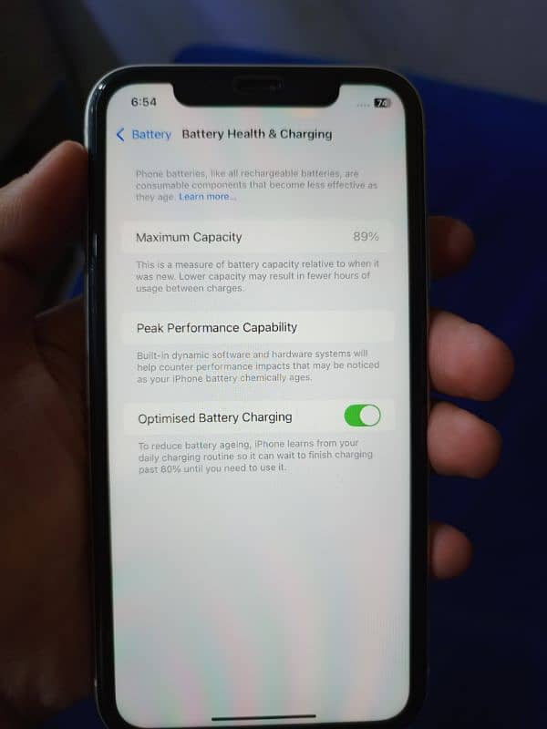 iphone 11 128GB factory unlock 89health 6