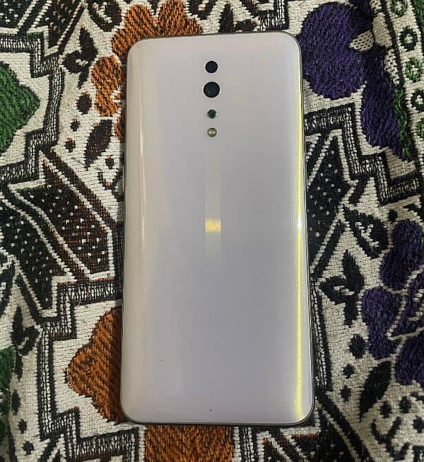 Oppo Reno z 8/128 4