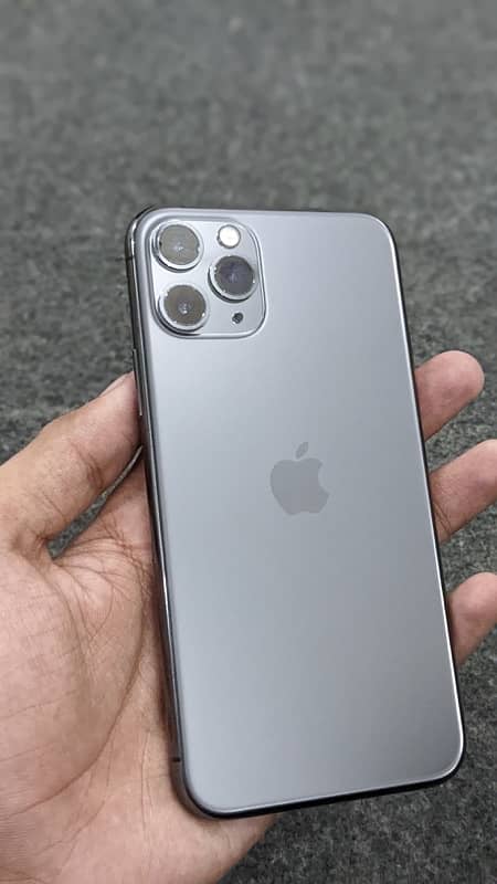 i phone 11 pro 64 Gb Official PTA Approved Dual sim for sale 0