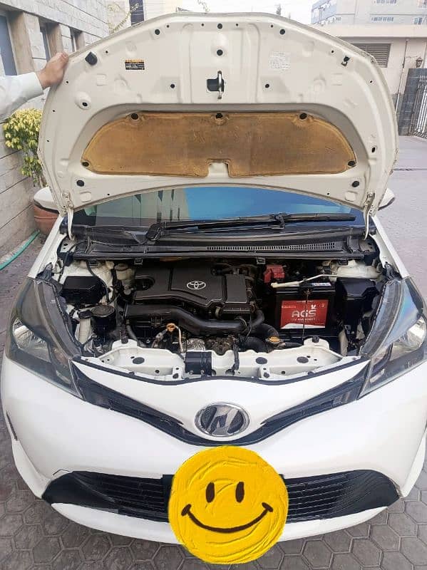 Toyota Vitz 2014 5