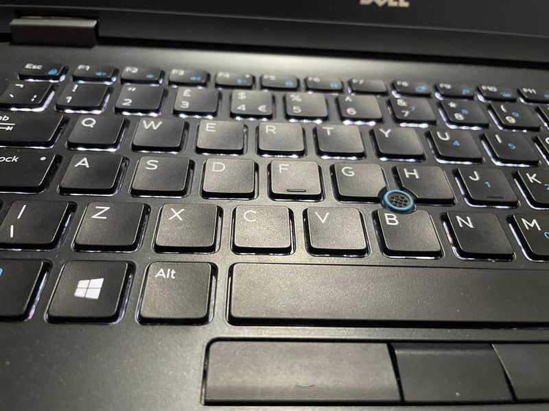 Dell latitude E7470 1