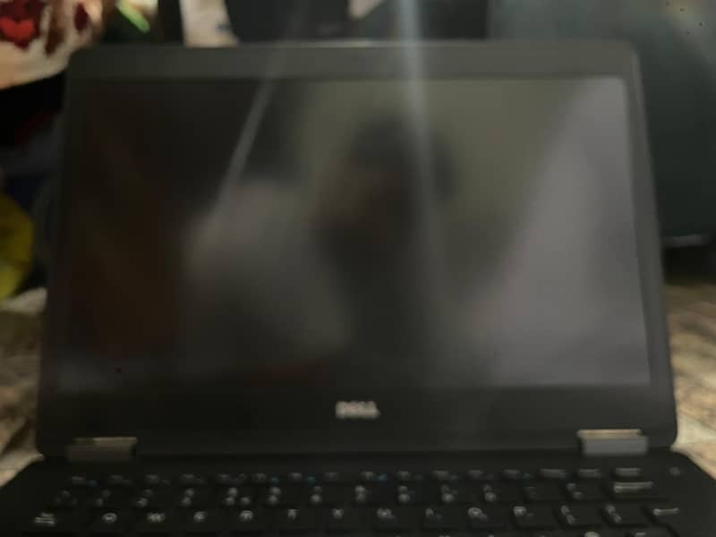 Dell latitude E7470 9