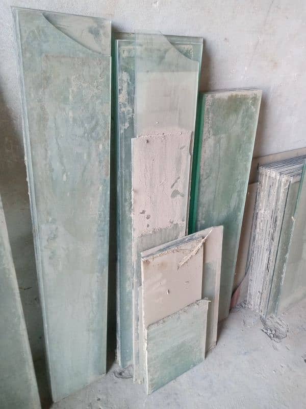 Used Glass/Mirror Shelves 7