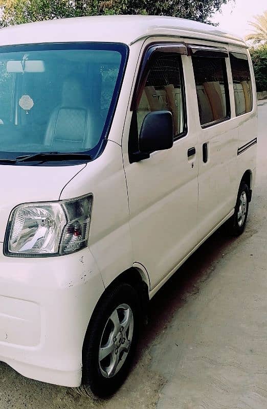 Daihatsu Hijet 2013 5