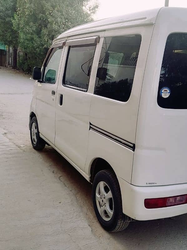 Daihatsu Hijet 2013 6