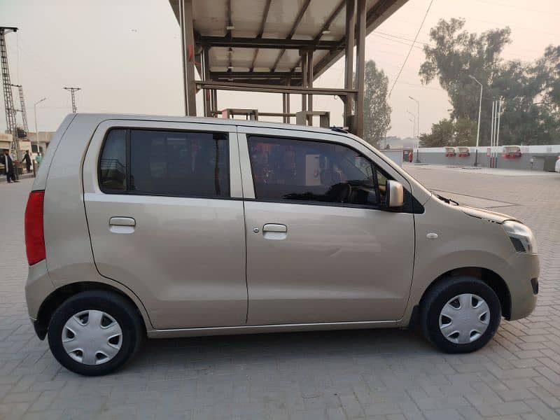 Suzuki Wagon R 2016 1