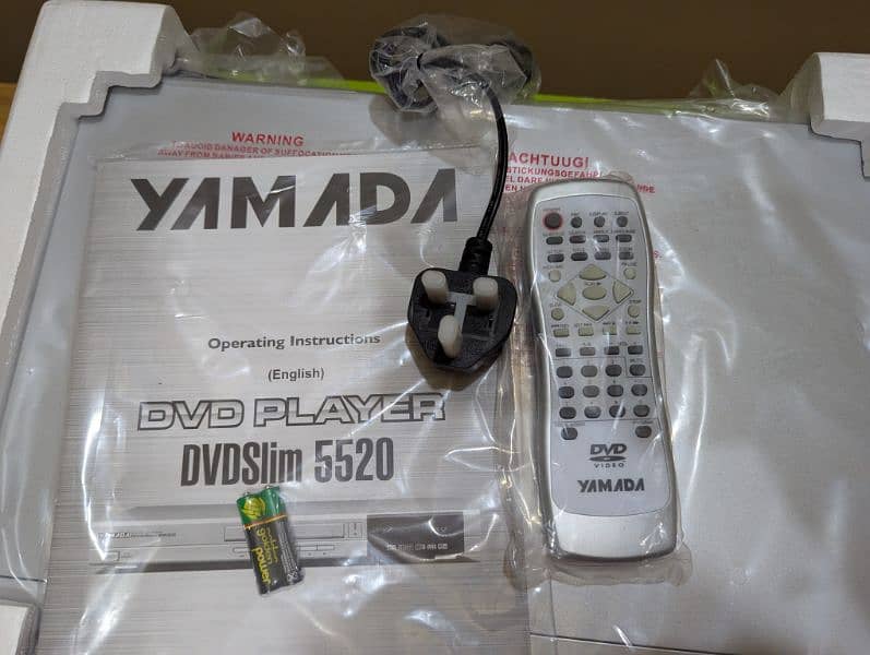 Yamada UMAX DVD slim player 5520 2