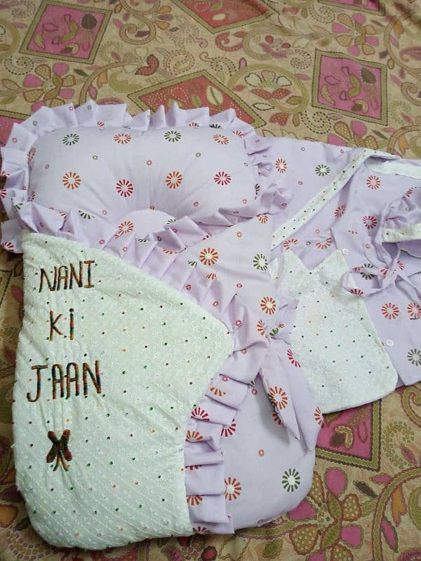 BABY BEDDING SET  , BABY SETS  , DIFFERENT COLOURS,  6 PCS SET 8