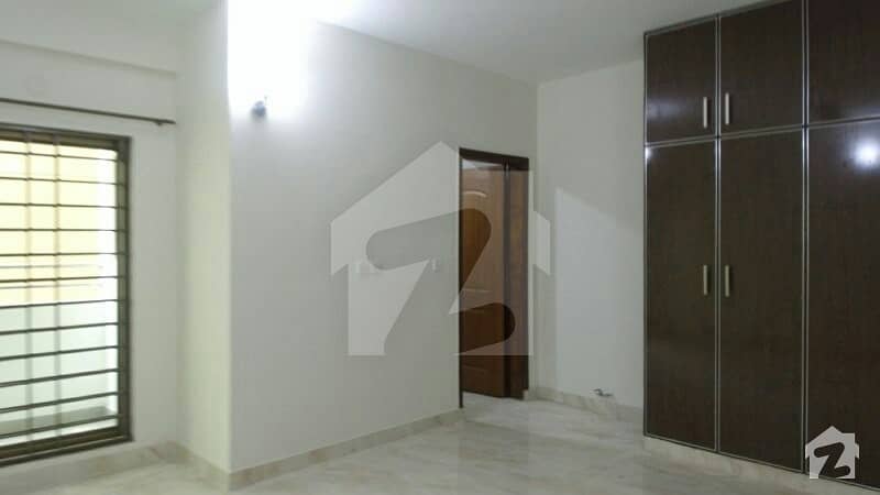 10 Marla 3 Bed Flat For Rent In Askari 11 Lahore 16