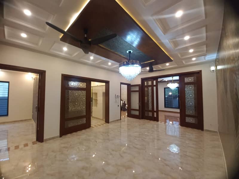 5 Marla Like New House Available For Sale In Bahria Town Lahore. 10