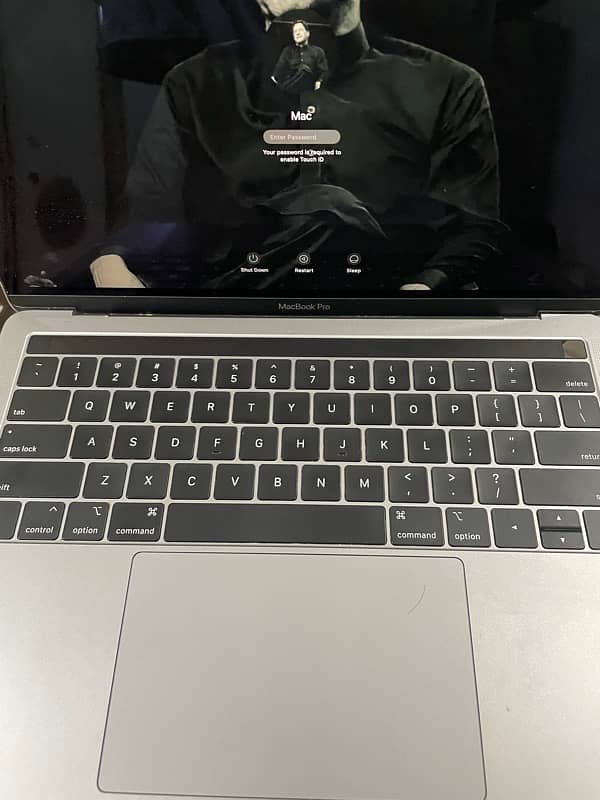 Macbook 2019 4