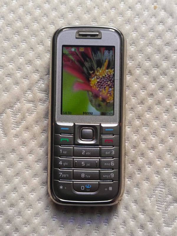 Antique Nokia 6233 0