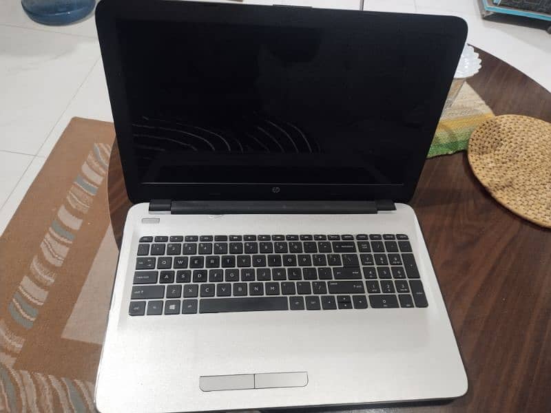 laptop large screen 0