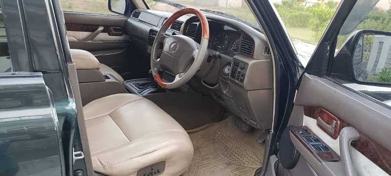 Lexus LX Series 1997 8