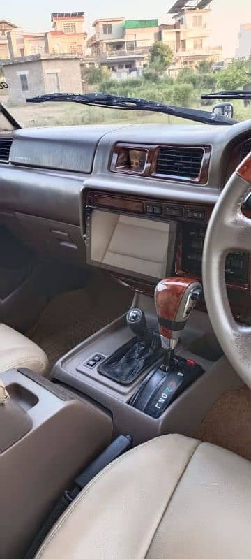 Lexus LX Series 1997 9