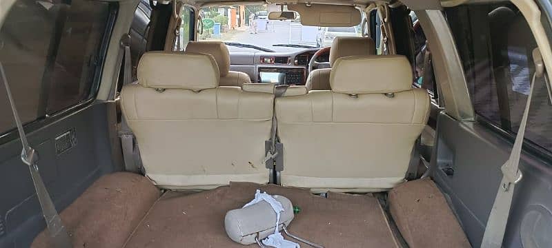 Lexus LX Series 1997 13