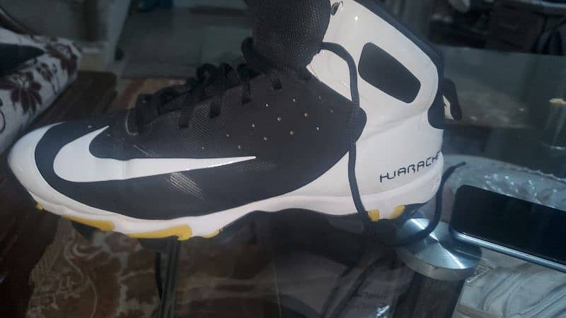 original football shoes | Huarache | SIZE US 7 | UK 6 | EUR 40 0