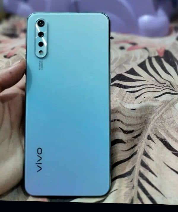 vivo s1 4/128 0