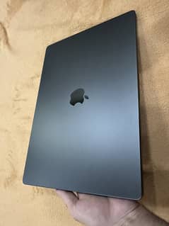 MacBook Pro M3 Pro 16 inch