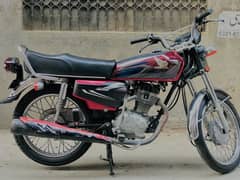 Honda 125. Just buy and drive Condition as you can see read add