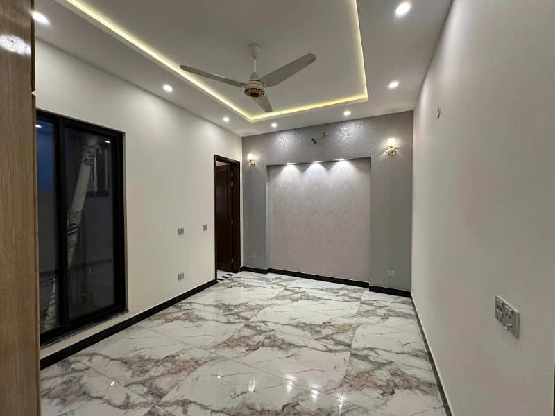 3 Years Instalment Base House In Central Park Lahore 1