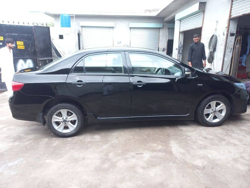 Toyota Corolla GLI 2011 8