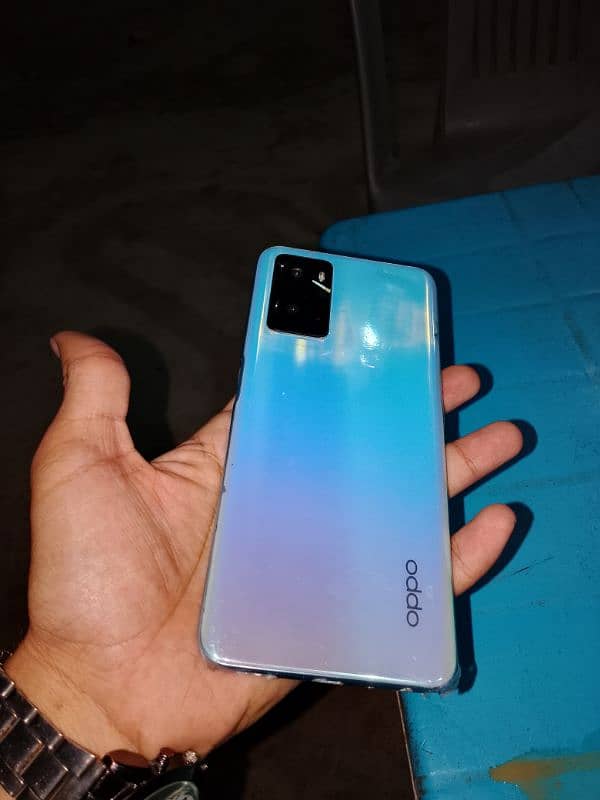 Oppo A76 3