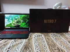 Accer Nitro 7 Gaming Laptop with BOX