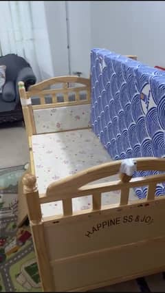 Baby bed with Swing