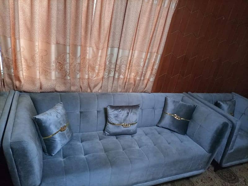 New sofa set with cushions 6