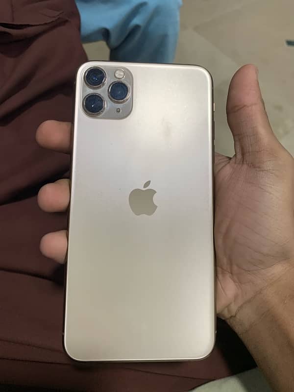 iphone 11 pro max 1