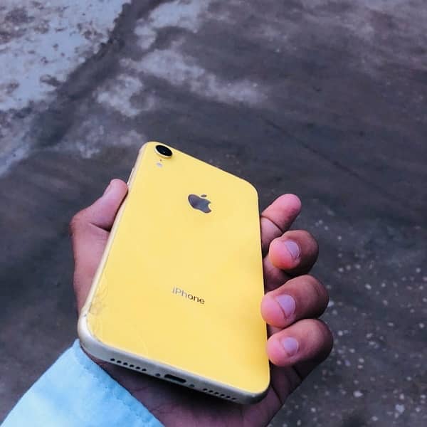 iPhone XR JV NONPTA 64 gb 3