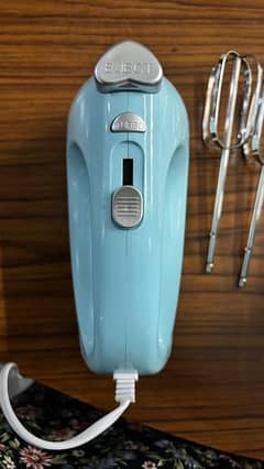 Super Crest hand mixer