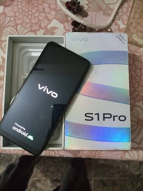 vivo S1 pro 8/128 for sale 4