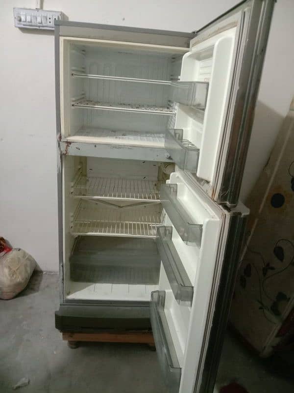 pel fridge 03162863128 2