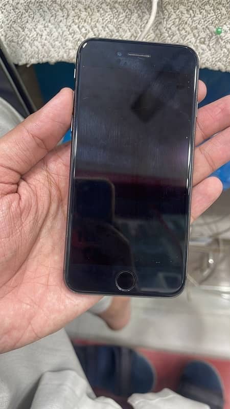 iPhone 8 used  256GB  NON PTA 4