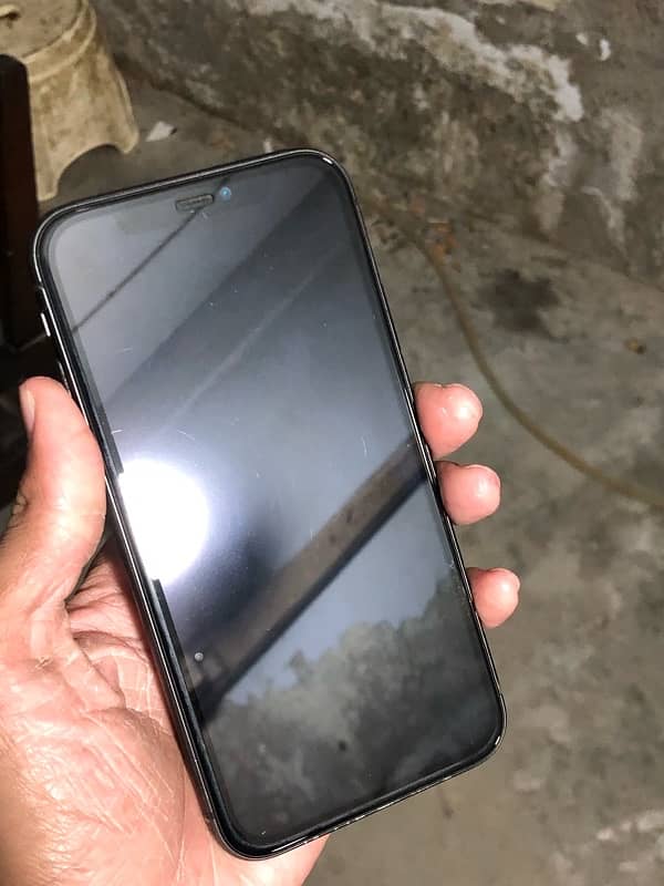 IPHONE 11 Non PTA 0