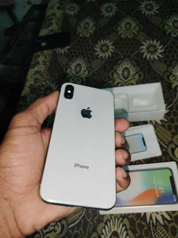 iPhone X 5