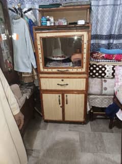 Urgent Sale TV almari with 3drawer and glass good condition