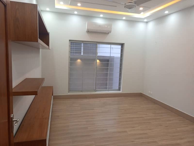 1 Kanal like Brand New House With Hot Location Available For Rent In Bahria Town Lahore. 10