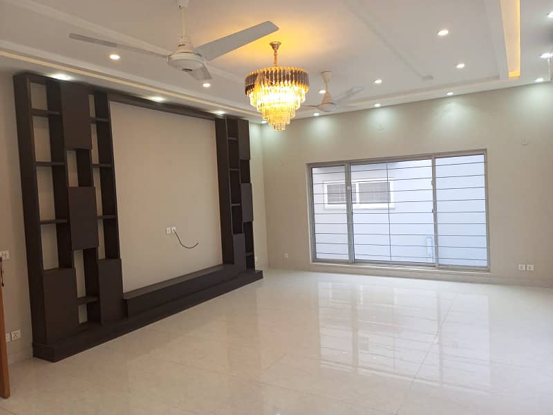 1 Kanal like Brand New House With Hot Location Available For Rent In Bahria Town Lahore. 17