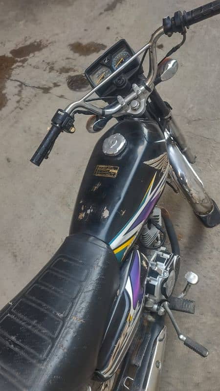 United 125 cc model 2019 4