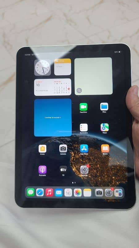 Box-Open iPad 10th Gen 256GB (Wi-Fi) 2