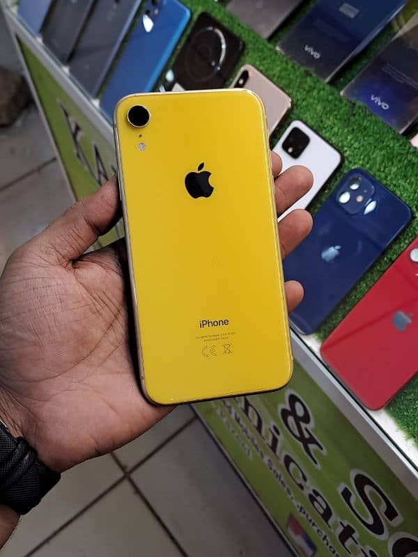 WATERPACK IPHONE XR 128GB FACTORY UNLOCK 0