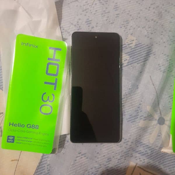 infinix hot 30 8+8/128 3