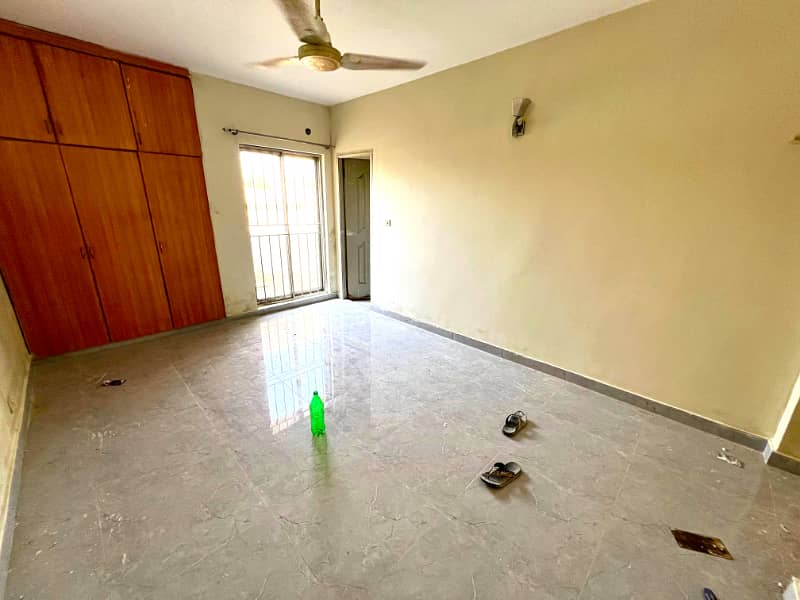 10 Marla Edan House For Rent In Lake City Lahore 1