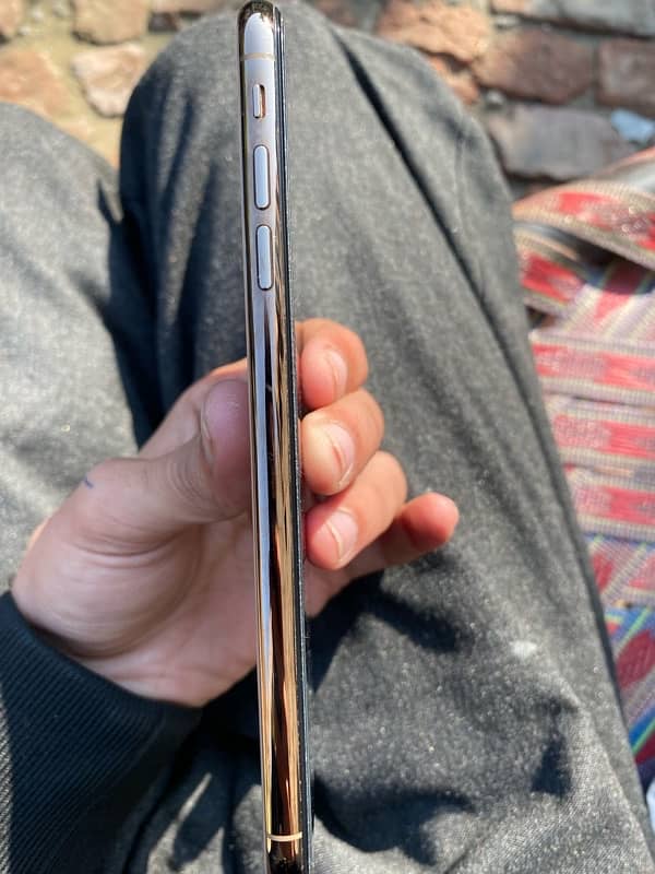 iphone xsmax jv 64 gb 4