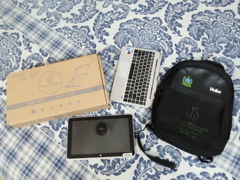 Haier Laptop + Tablet 2