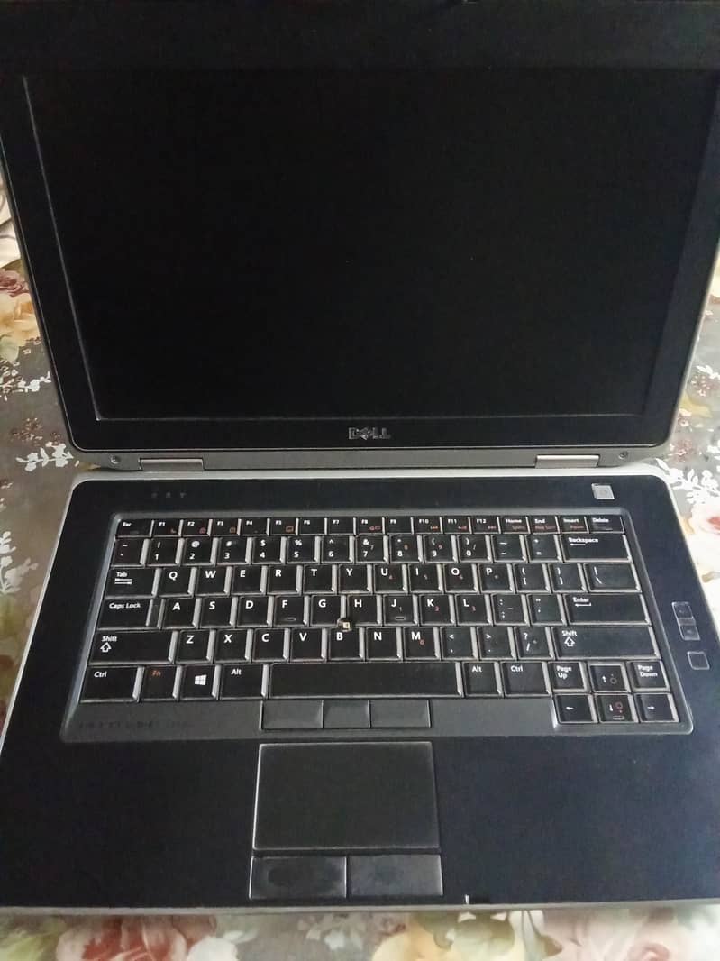 Dell latitude E6430 0